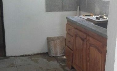 Oportunidad Inversion! Dos Casas Alquiladas en Barrio Larrea con Escritura