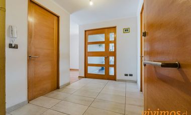 Parque Inés de Suárez. 3 Dorm con Sala de estar.  Familiar