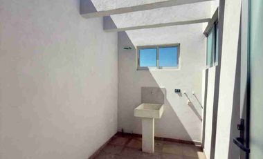 SE VENDE CASA A 5 MINUTOS DE CU BUAP CON RECAMARA EN PLANTA BAJA