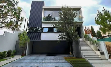 CASA EN VENTA ALCAZAR ORIENTE ZONA ANDARES JUAN PALOMAR