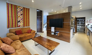 CASA EN VENTA ALCAZAR ORIENTE ZONA ANDARES JUAN PALOMAR