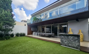 CASA EN VENTA ALCAZAR ORIENTE ZONA ANDARES JUAN PALOMAR