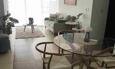 rento departamento en edificio frente al mar