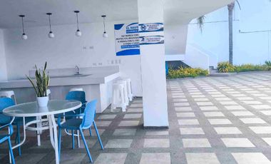 rento departamento en edificio frente al mar