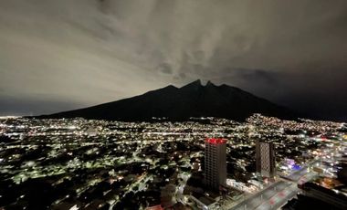 Penthouse en Renta de 4r en Torre Micropolis en Monterrey Nuevo León