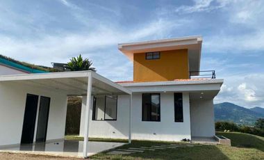 Vendo o permuto Casa Campestre Sector Vía Armenia