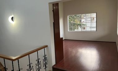 RENTA CASA EN PASEO DE LA ASUNCION