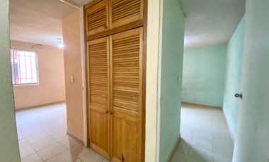 Venta Departamento 2 recámaras a media cuadra de Vía Morelos, lista para habitar. Santa Clara Coatitla, Ecatepec de Morelos, México