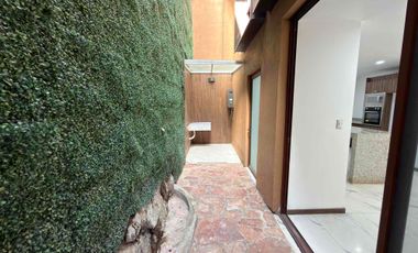CASA EN RENTA EN ALTOZANO