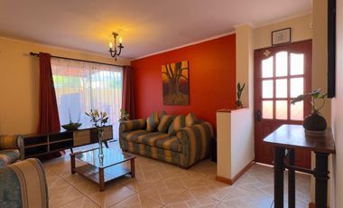 VENDE HERMOSA CASA EN VILLA CERRADA EN COPIAPÓ