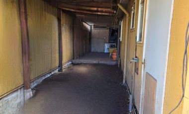 SE VENDE AMPLIA CASA EN PITRUFQUÉN, 4D-1B-1E