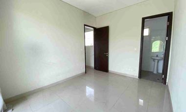 Dijual rumah murah lebar 8 dan 2lantai di Cluster Mississippi Jakarta Garden City Jakarta Timur siaphuni minimalis modern