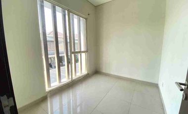 Dijual rumah murah lebar 8 dan 2lantai di Cluster Mississippi Jakarta Garden City Jakarta Timur siaphuni minimalis modern
