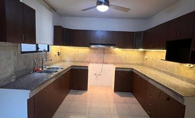 Se alquila casa  en Via a la Costa, Guayaquil, Ecuador