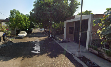 Casa en Venta en C. Antonio Caso , Llanos de San José, 28190 Tecomán, Col.