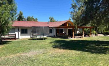 casa 4d piscina quincho recepción final condominio batuco lampa