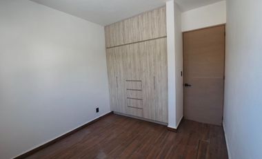 Casa en condominio con alberca de 3 recámaras en Pedregal de las Fuentes, Jiutepec