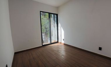 Casa en condominio con alberca de 3 recámaras en Pedregal de las Fuentes, Jiutepec