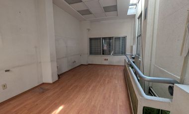 CASA - OFICINA EQUIPADA