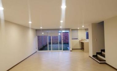 CASA EN RENTA, MOD. CASTILLA, FRACC. LOMAS VIRREYES, CALIMAYA, ESTADO DE MÉXICO, A 15 MIN. DE METEPEC