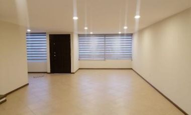 CASA EN RENTA, MOD. CASTILLA, FRACC. LOMAS VIRREYES, CALIMAYA, ESTADO DE MÉXICO, A 15 MIN. DE METEPEC