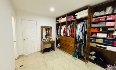 Casa en venta de 3 recámaras con alberca al Sur de Cuernavaca