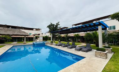 Casa en venta de 3 recámaras con alberca al Sur de Cuernavaca