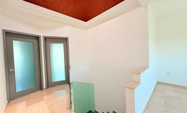 Casa nueva con alberca y jardin privado de 4 recámaras