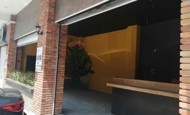 AMPLIO LOCAL EN PB CON VIGILANCIA BAÑO Y ESTACIONAMIENTO PLAZA COMERCIAL BIEN UBICADA