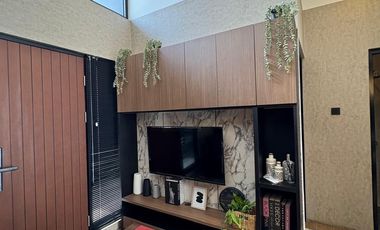 Rumah Baru 2 Lantai Desain Modern Estetik Ala Jepang Dalam Cluster Eksklusif, Lokasi Akses Strategis 15 Menit ke Summarecon Mall dan Stasiun KRL LRT Bekasi, DP 0% Cicilan Mulai 4 Jutaan - Free PPN & Bebas Biaya Biaya