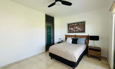 Casa nueva de 4 recámaras con alberca, jardín y bar