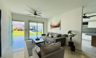 Casa nueva de 4 recámaras con alberca, jardín y bar