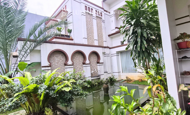RUMAH MEWAH RASA VILLA DI SENTUL BOGOR,SEMI FURNISHED BISA KPR PLUS KOLAM RENANG DEKAT TOL & AEON SENTUL