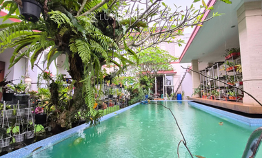 RUMAH MEWAH RASA VILLA DI SENTUL BOGOR,SEMI FURNISHED BISA KPR PLUS KOLAM RENANG DEKAT TOL & AEON SENTUL