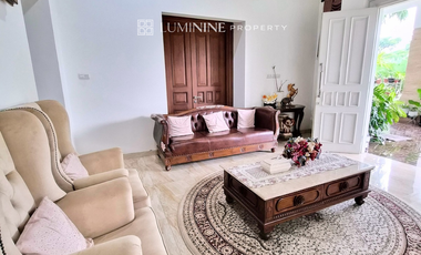 RUMAH MEWAH RASA VILLA DI SENTUL BOGOR,SEMI FURNISHED BISA KPR PLUS KOLAM RENANG DEKAT TOL & AEON SENTUL