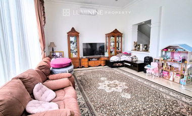 RUMAH MEWAH RASA VILLA DI SENTUL BOGOR,SEMI FURNISHED BISA KPR PLUS KOLAM RENANG DEKAT TOL & AEON SENTUL