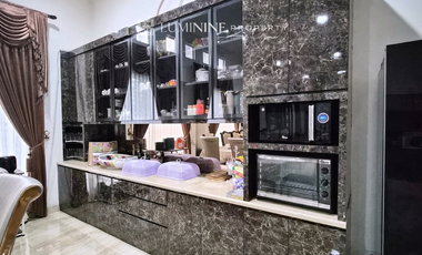 RUMAH MEWAH RASA VILLA DI SENTUL BOGOR,SEMI FURNISHED BISA KPR PLUS KOLAM RENANG DEKAT TOL & AEON SENTUL