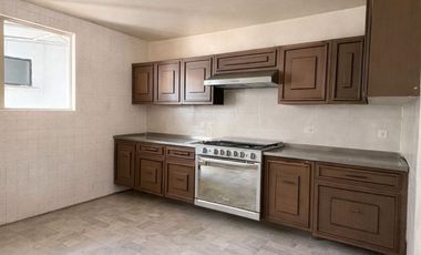 Venta de casa en Santa Cruz del Monte