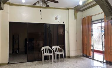 Casa Rentera en venta con 5 unidades de vivienda en el Sur de Guayaquil - Barrio de las Américas
