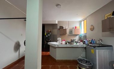 Casa Rentera en venta con 5 unidades de vivienda en el Sur de Guayaquil - Barrio de las Américas