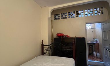 Casa Rentera en venta con 5 unidades de vivienda en el Sur de Guayaquil - Barrio de las Américas