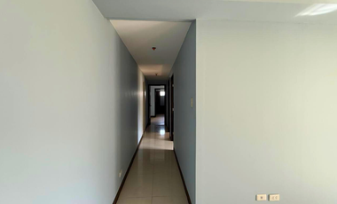 3 Bedroom Condo FOR SALE in Pinecrest Newport City across NAIA Terminal 3