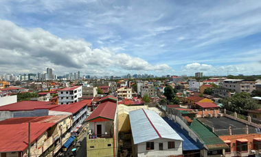 3 Bedroom Condo FOR SALE in Pinecrest Newport City across NAIA Terminal 3