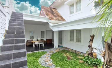 RUMAH RASA VILLA SIAP HUNI ADA KOLAM RENANG,BISA KPR SANGAT TERAWAT LINGKUNGAN ASRI,HIJAU, SEJUK DEKAT AEON SENTUL & TOL