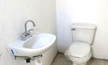 Local comercial lado sombra, sobre av secundaria, altura interior 7m, Boca del Rio Ver