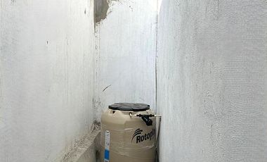 Local comercial lado sombra, sobre av secundaria, altura interior 7m, Boca del Rio Ver
