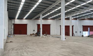 Local comercial lado sombra, sobre av secundaria, altura interior 7m, Boca del Rio Ver