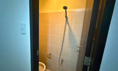 3 Bedroom Condo FOR SALE in One Central Salcedo Village Makati across  RCBC Plaza