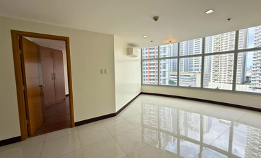 3 Bedroom Condo FOR SALE in One Central Salcedo Village Makati across  RCBC Plaza