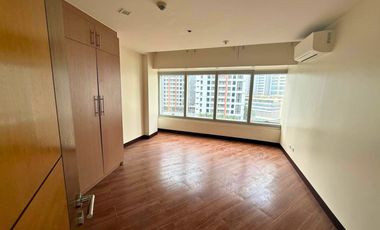 3 Bedroom Condo FOR SALE in One Central Salcedo Village Makati across RCBC Plaza